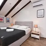 Old Town Inn
